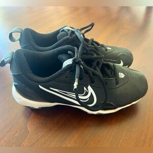 Nike Cleats size 3.5